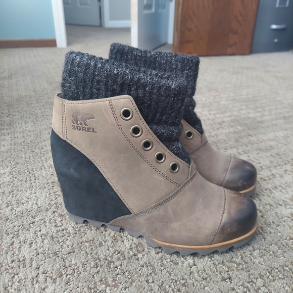 Sorel Joanie wedge sweater boots - Picture 2 of 8